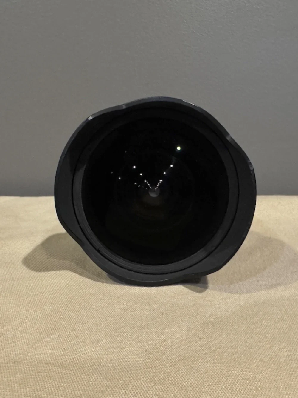 Nikon AF-S NIKKOR 14-24mm F/2.8G ED AF Lens Made in Japan